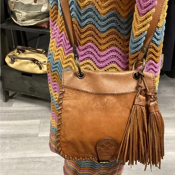 🤎 Patricia Nash Leather Tassel Crossbody Bag – Brown - Picture 4 of 9